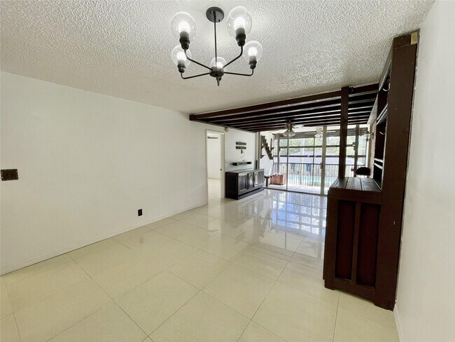 Building Photo - 5090 SW 64th Ave