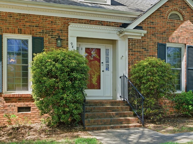 Building Photo - 9437 Fairmead Dr
