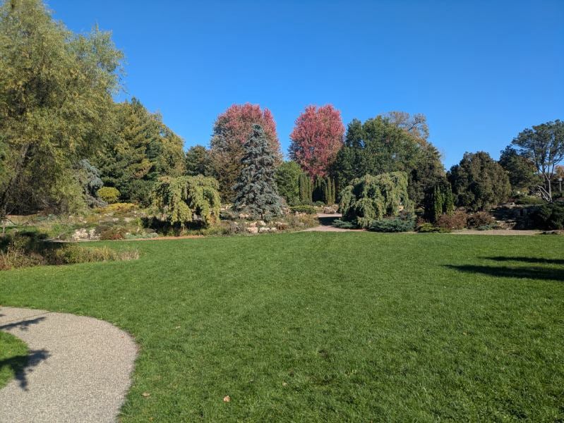 Building Photo - 4136 Queen Ave S