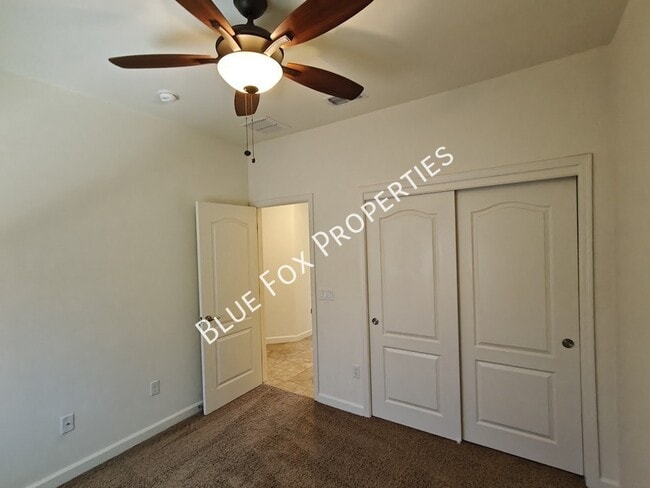 Building Photo - 12812 N Camino Vieja Rancheria