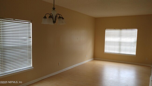 Building Photo - 8602 Longford Dr