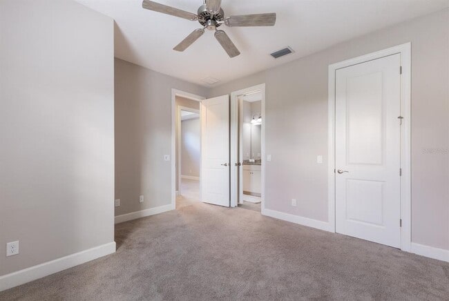 Building Photo - 8720 Bellussi Dr