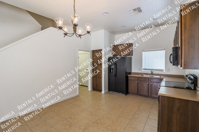 Building Photo - 544 N Alma School Rd