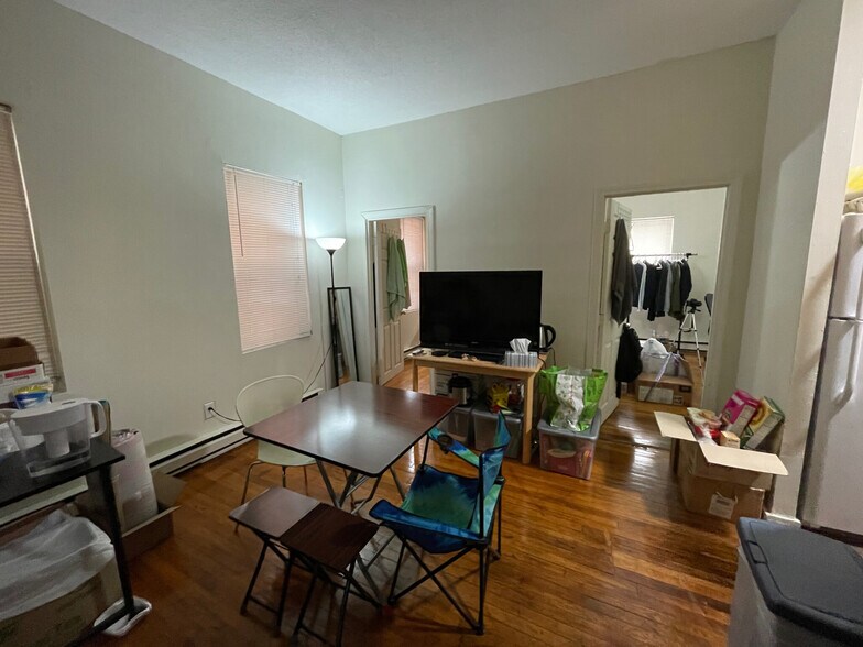 Building Photo - 896 Huntington Ave