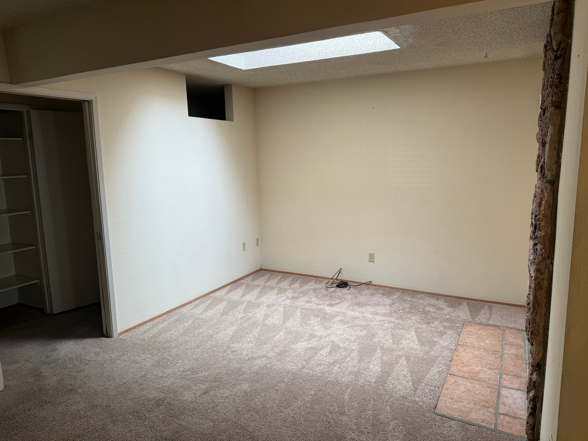 Building Photo - 8944 Canberra Dr