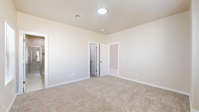 Building Photo - 11118 Blue Eyed Grass St