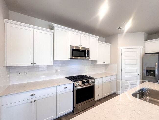 Building Photo - 4219 Nettle Dr SE