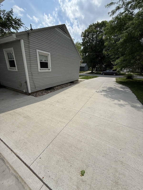 Building Photo - 428 Hilltop Rd