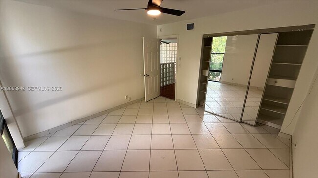 Building Photo - 2961 SW 87th Ave
