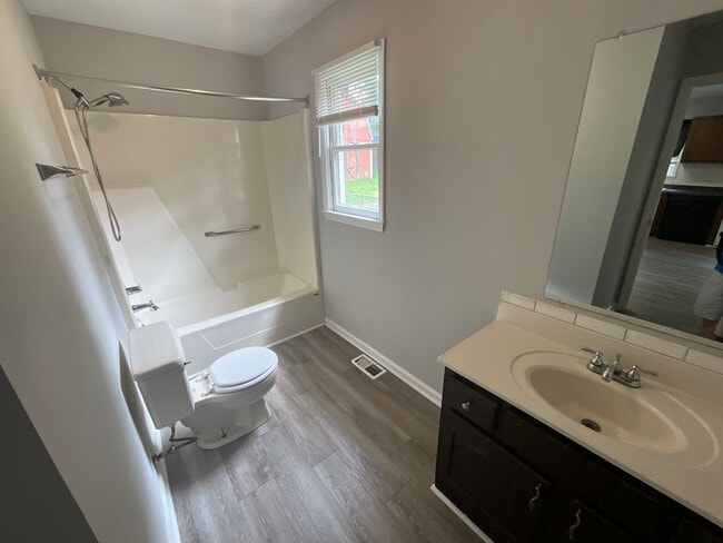 Building Photo - Now Ready in High Point! Fantastic 3 Bedro...