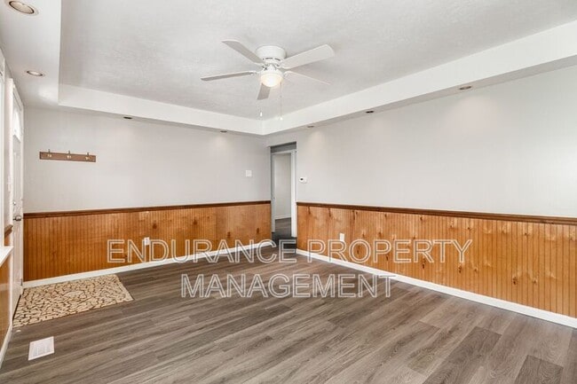 Building Photo - 9500 Ridgemoor Ave