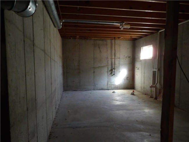 Building Photo - 62 Deer Haven Ct