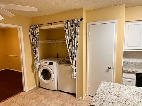 Building Photo - 6430 Kentwick Dr