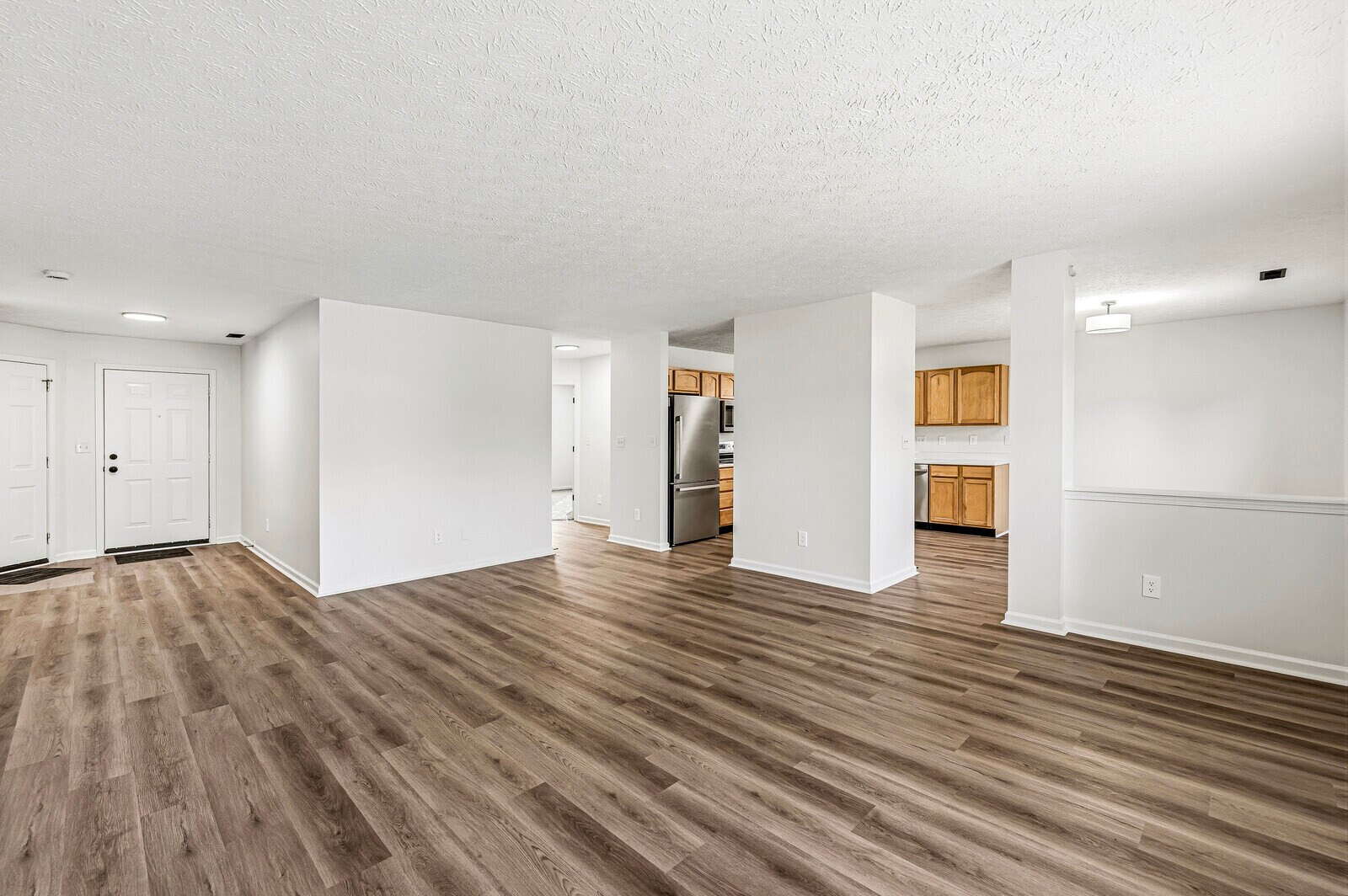Building Photo - 2747 Foxbriar Pl
