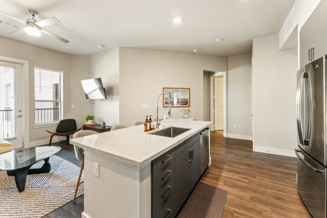 Building Photo - 25120 Panther Bend Ct