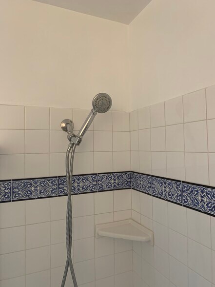 Building Photo - 1250 Franklin St