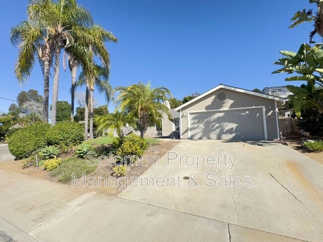 Building Photo - 905 Viewpoint Dr