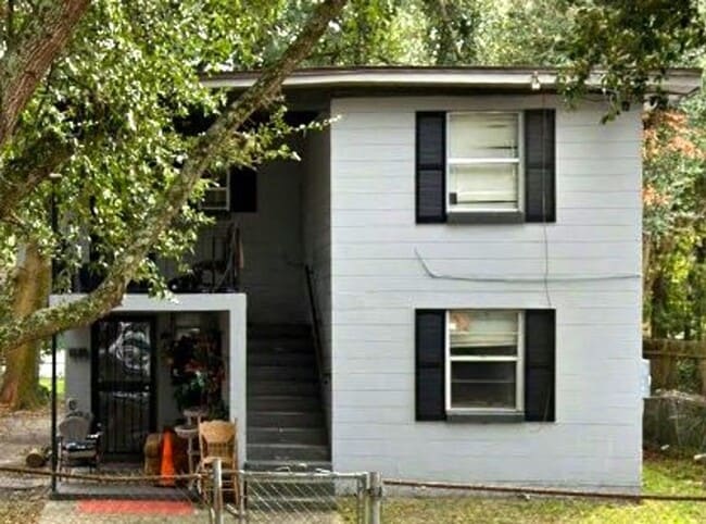 Primary Photo - PRICE REDUCTION on this Newly Remodeled Du...