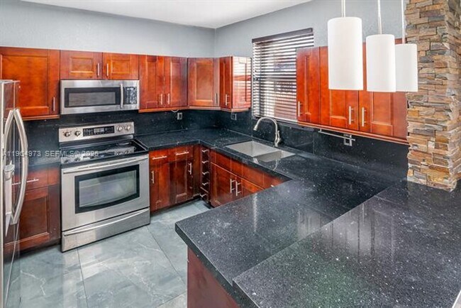 Building Photo - 11507 NW 77th St