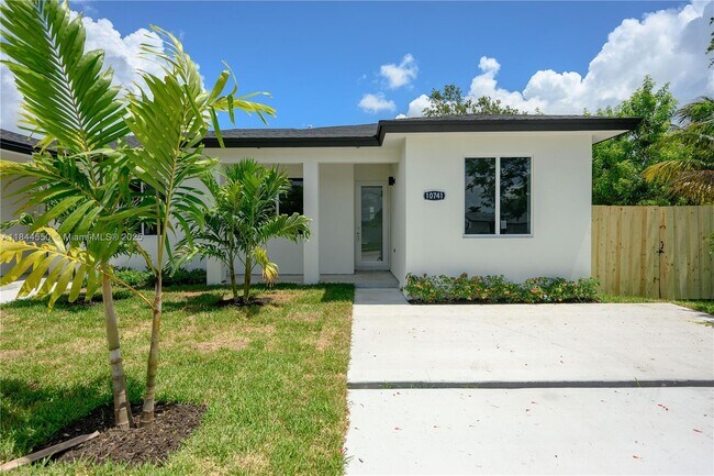 Building Photo - 10745 SW 217th St