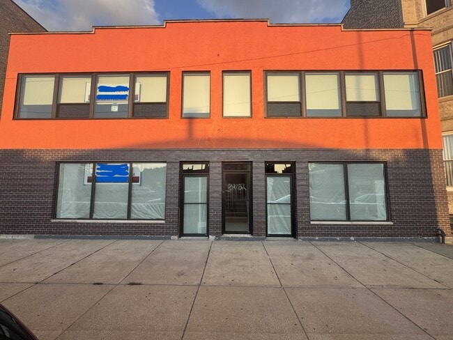 Primary Photo - 2109 S Ashland Ave