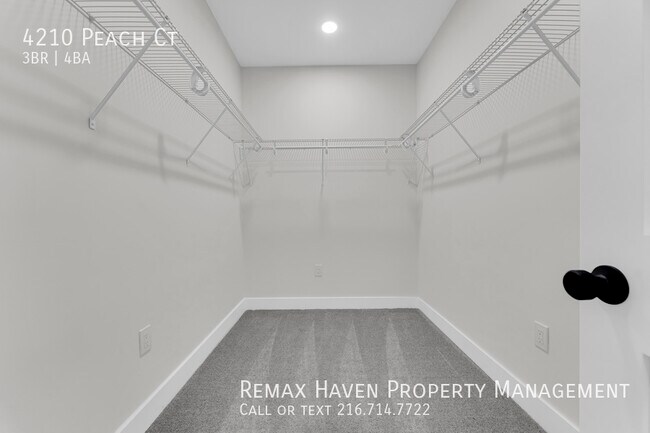 Building Photo - 4210 Peach Ct