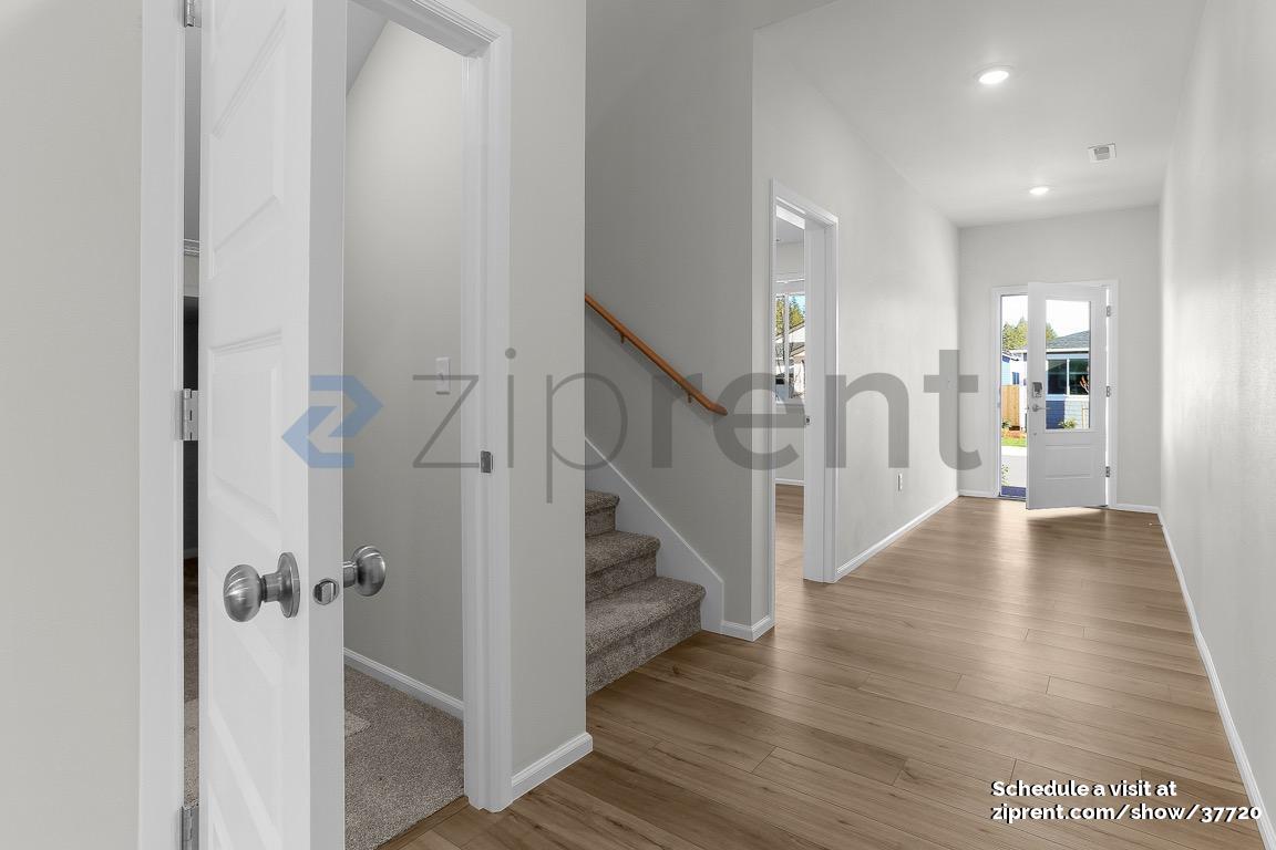 Building Photo - 4350 Reef Rd SW