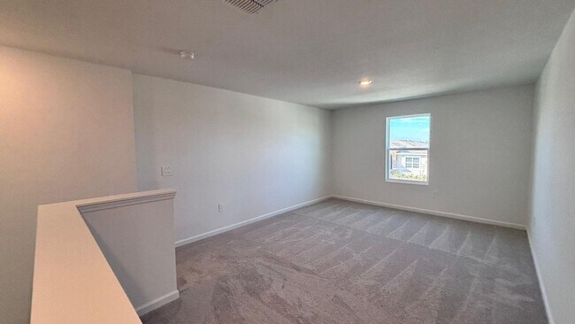 Building Photo - Spacious 5-Bedroom Home Designed for Comfort & Modern Living