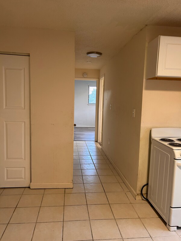 Building Photo - 1610 Boston St