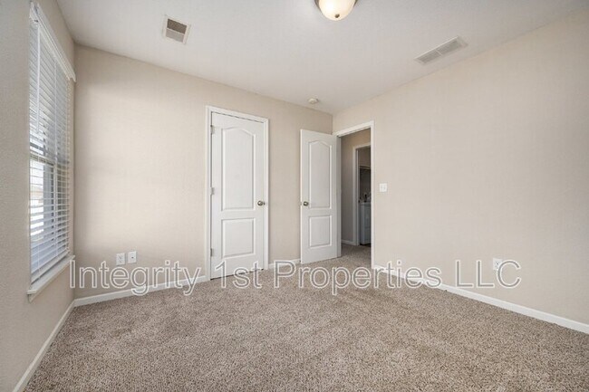 Building Photo - 5930 NW 91st Terrace