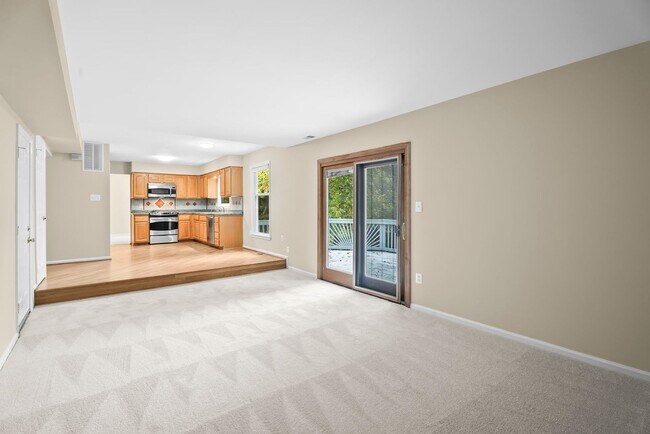 Building Photo - Move-In Ready Home in Prime Springfield Lo...