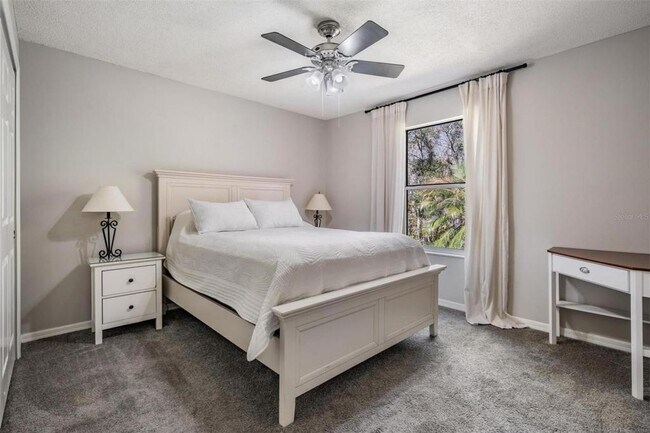 Building Photo - 16105 Stowe Ct