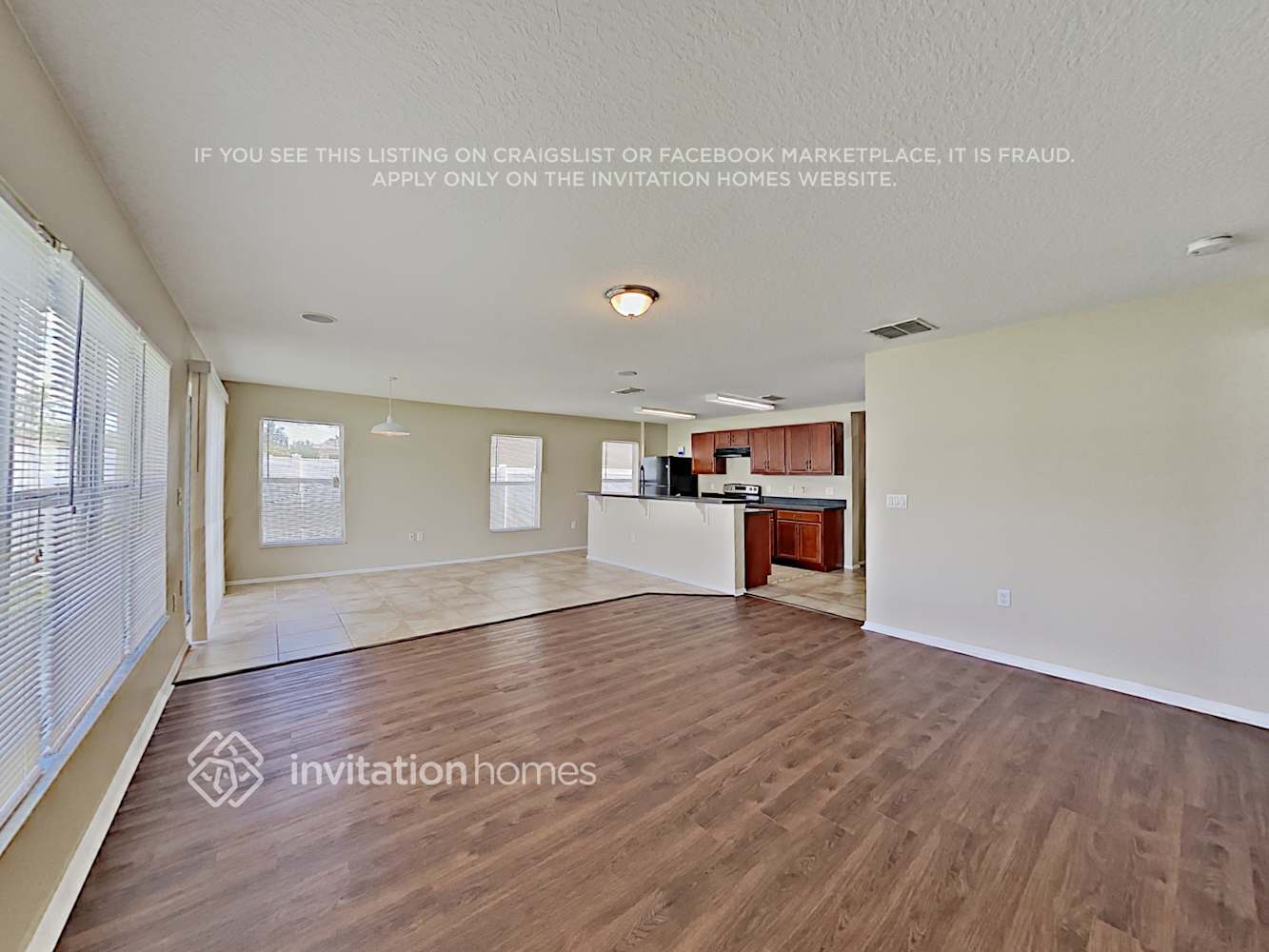 Building Photo - 3011 Yarrow Ln