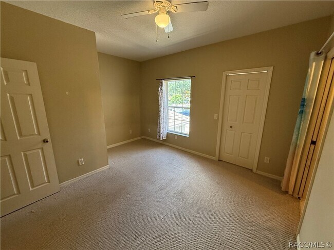 Building Photo - 1658 W Spring Meadow Loop