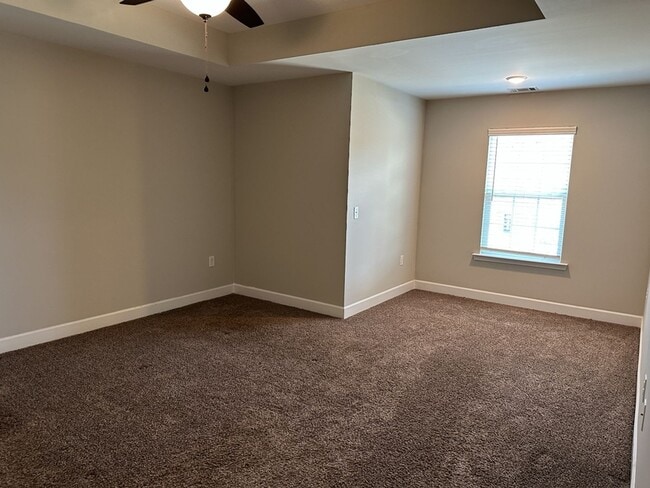 Building Photo - 35 Sweet Grass Ln