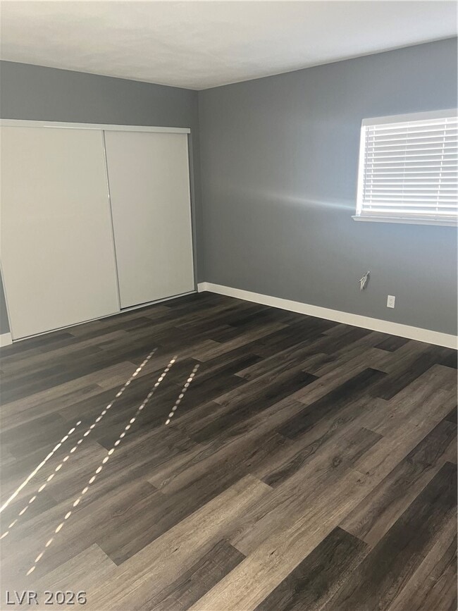 Building Photo - 3344 Medina Ct