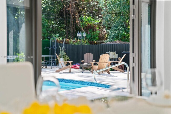 Building Photo - 1730 NE 137th Terrace