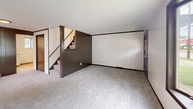 Building Photo - Puritas/W.150th neighborhood; updated 3 be...