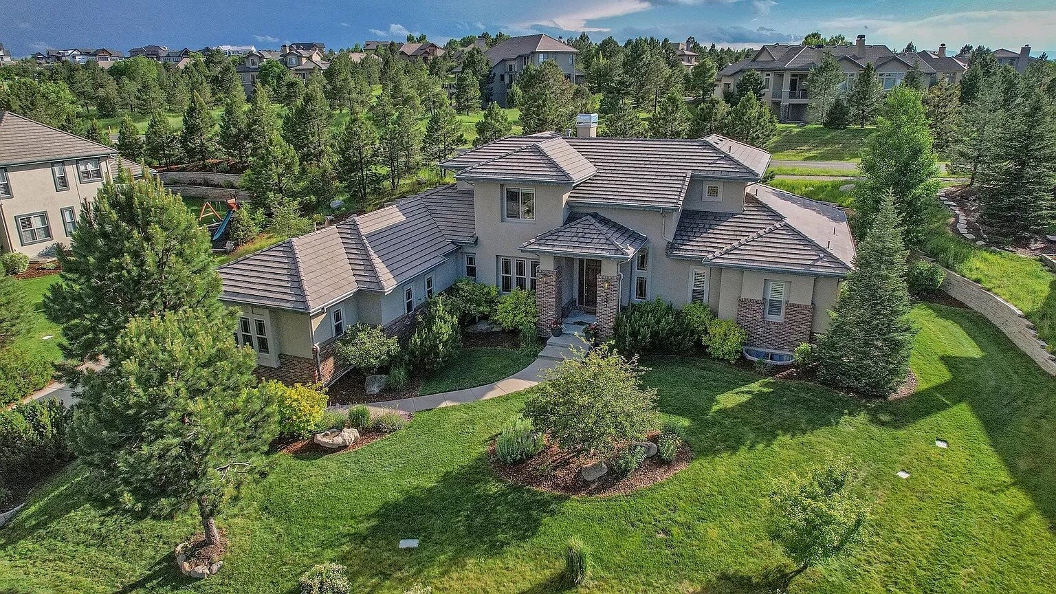 Building Photo - 6291 Ellingwood Point Way