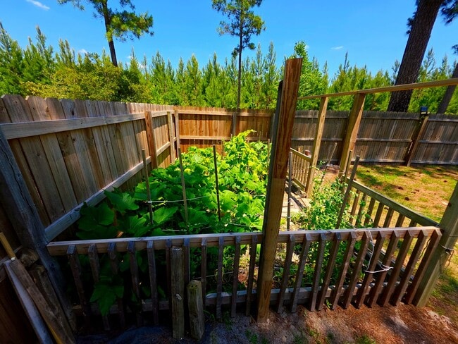 Building Photo - 4Br, 2Ba in Ashbury Park!