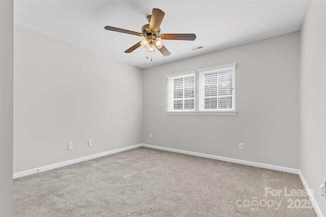 Building Photo - 5006 Rosewater Ln
