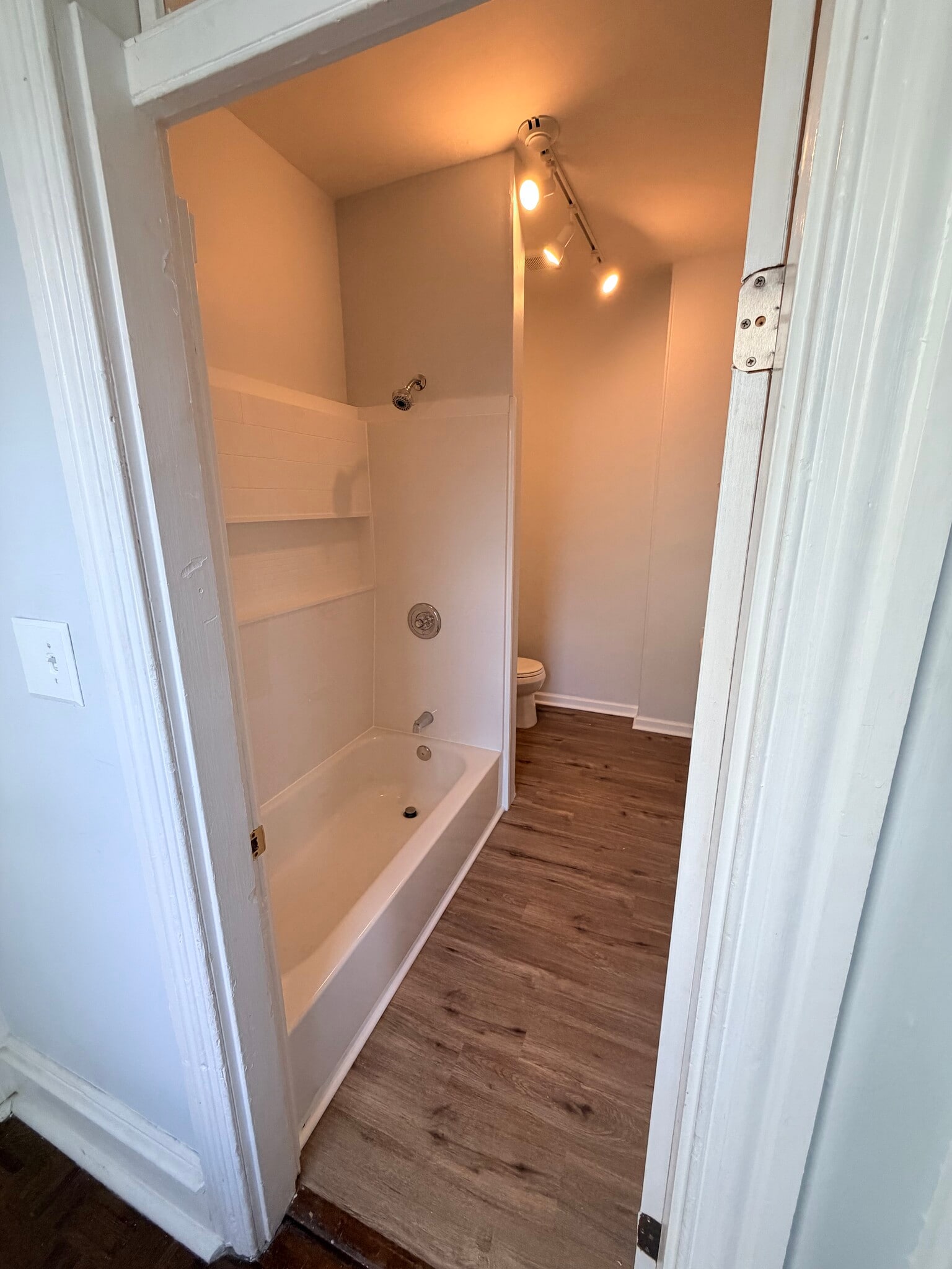 Building Photo - 1015 Dekalb Street