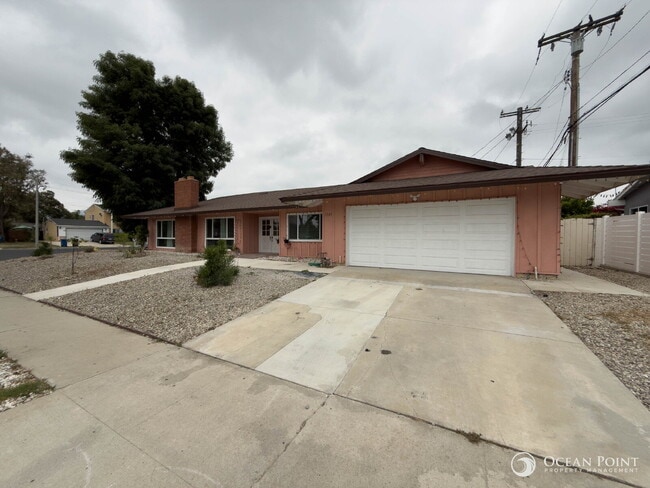 Building Photo - Newly Renovated Home for Rent in Thousand ...