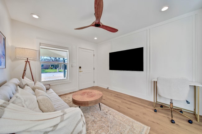 Building Photo - 5515 Cannonway Dr
