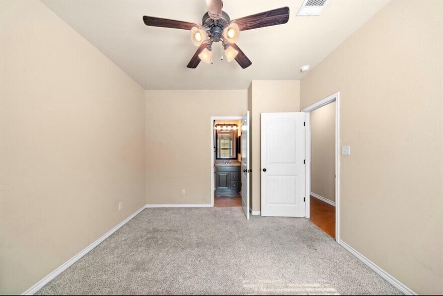 Building Photo - 139 Kimber Ln