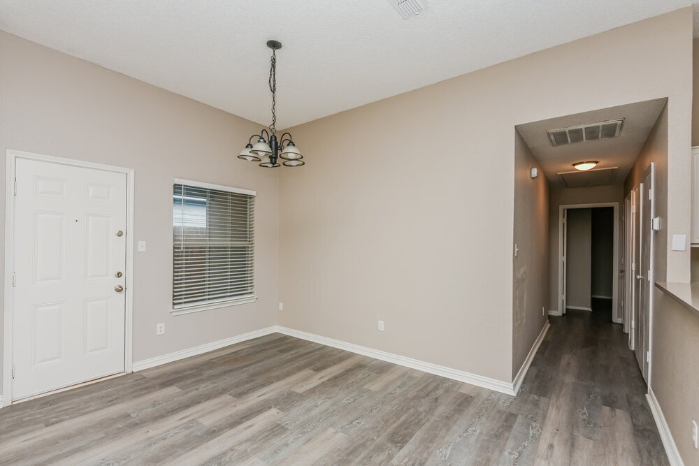 Building Photo - 10509 Shadywood Dr