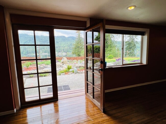 Building Photo - 1 bedroom duplex with office, in Big Lake
