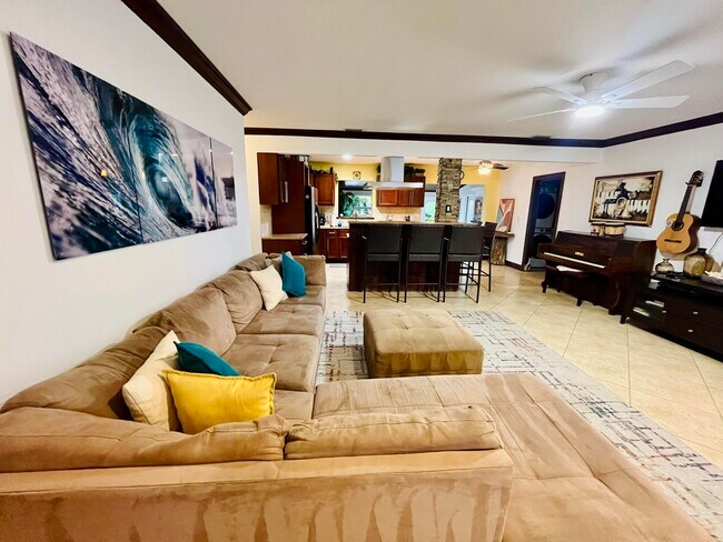 Building Photo - 3118 Pierson Dr