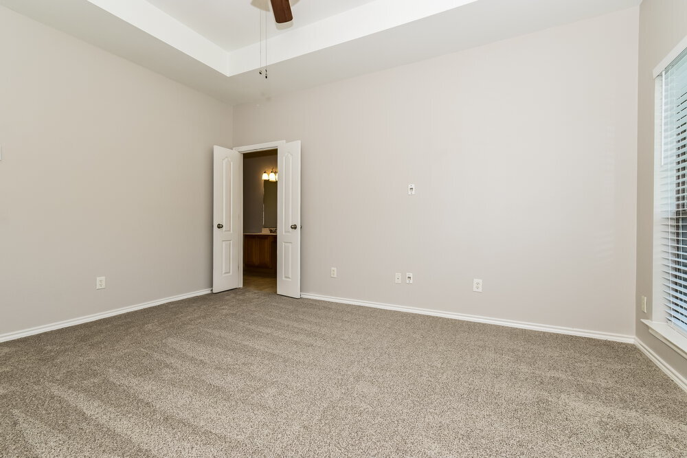 Building Photo - 808 Dakota Ln