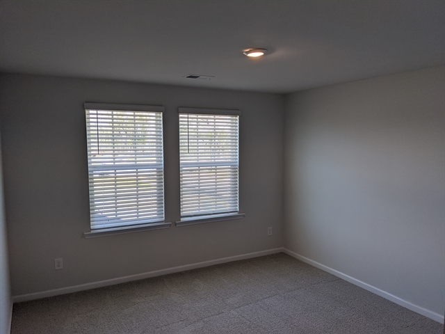 Building Photo - 1202 Seedling Dr